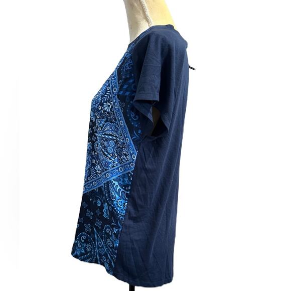 DG2 by Diane Gilman Paisley Print Navy Women Tee NWT Size M - Picture 4 of 7